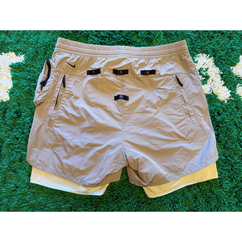 Nike Tech Pack 2-in-1 Shorts Mens Medium Grey New BV8078-279 Utility Pouch - Picture 12 of 14